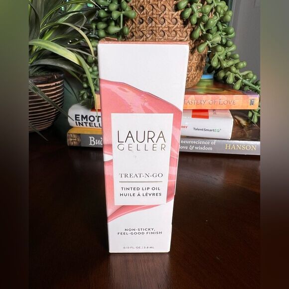✨DISCONTINUED✨ LAURA GELLER | “Finish Line” | Treat-N-Go | Tinted Lip Oil (New!) - Picture 2 of 8